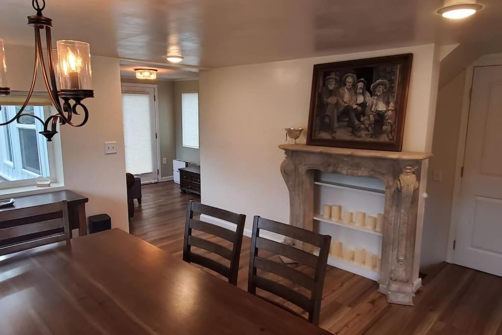 Luxury Dt Cottage - Free Parking - Self Check-In Anchorage Esterno foto